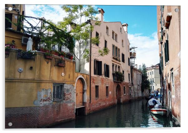 Venice, Italy : Wide angle shot of rusty italian architecture on river canal with gandola boats against clear blue sky Acrylic by Arpan Bhatia