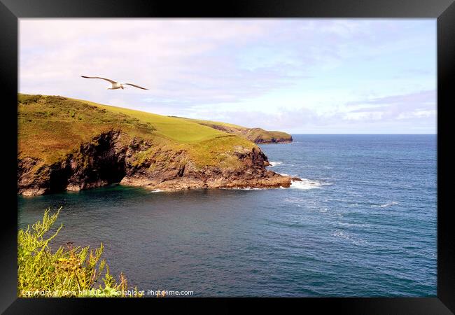Cornish coastline. Framed Print by john hill