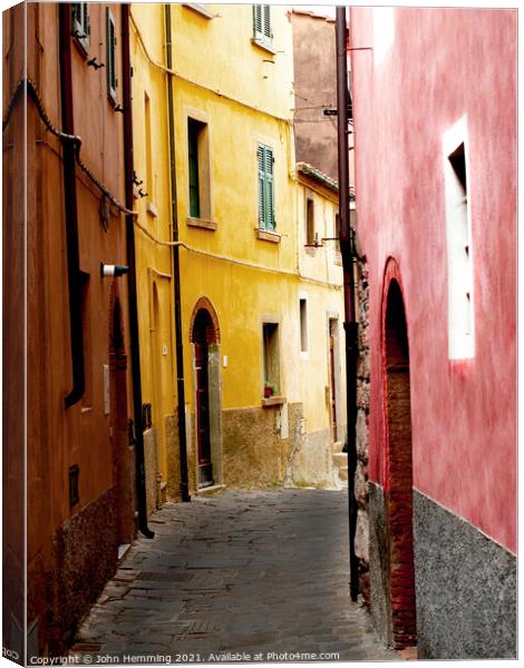 Tuscany alley  Canvas Print by John Hemming