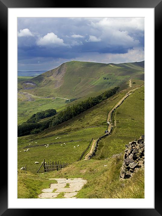 The Great Ridge, Hope Valley, Derbyshire. Framed Mounted Print by Darren Burroughs