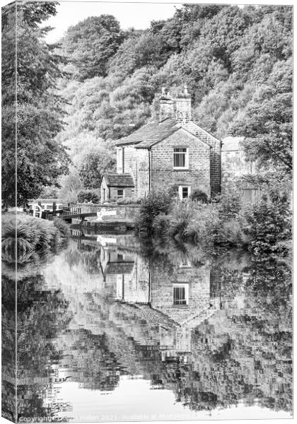 House reflected in the water, Huddersfield narrow canal Canvas Print by Kevin Hellon