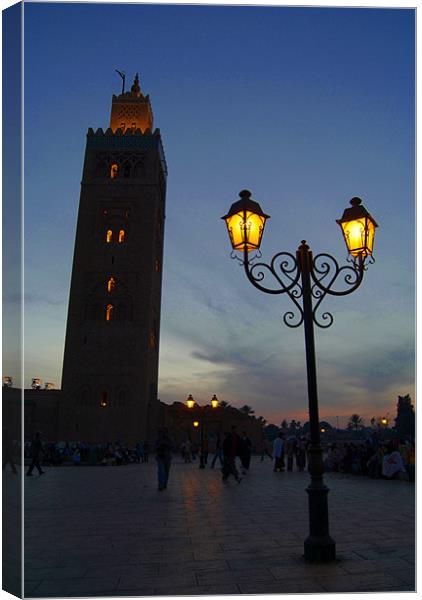 Koutoubia Mosque as Night Falls Canvas Print by Serena Bowles