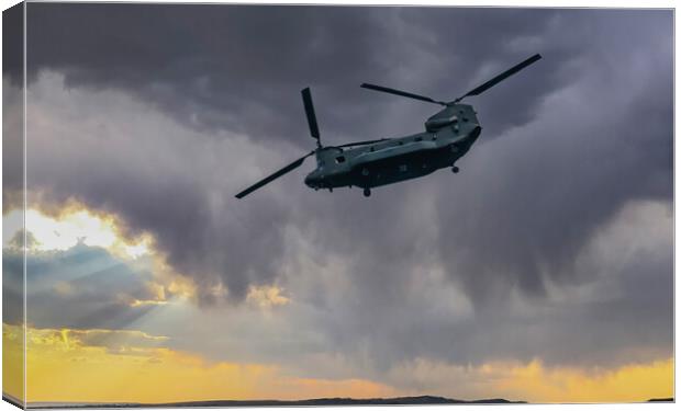 Chinook Helicopter Canvas Print by David Martin