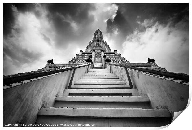 Wat Arun temple in Bangkok  Print by Sergio Delle Vedove