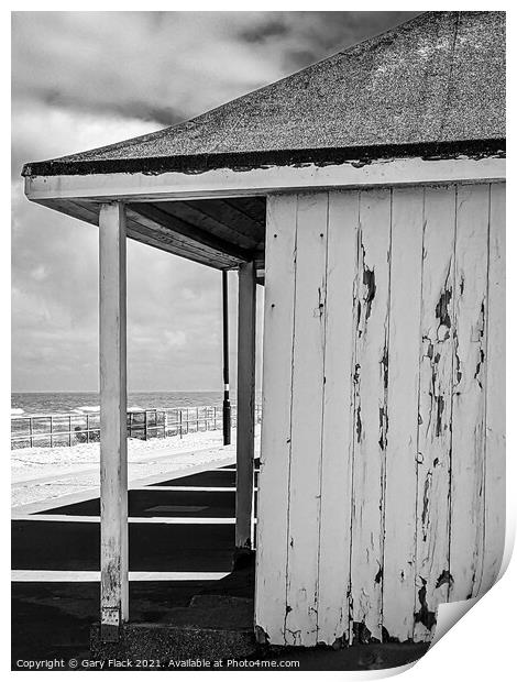 Mablethorpe Beach hut at the seafront Print by That Foto