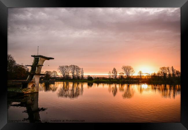 Coate Water Sunrise Diving Board Framed Print by Reidy's Photos