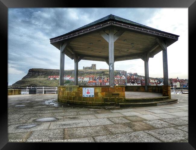 Whitby bandstand Framed Print by Sue Walker