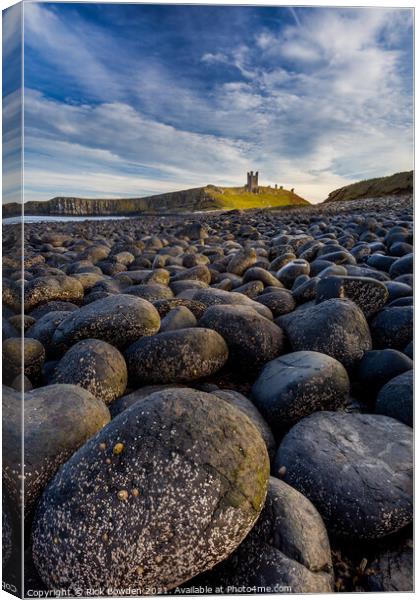 Dunstanburgh  Castle  Northumberland Canvas Print by Rick Bowden