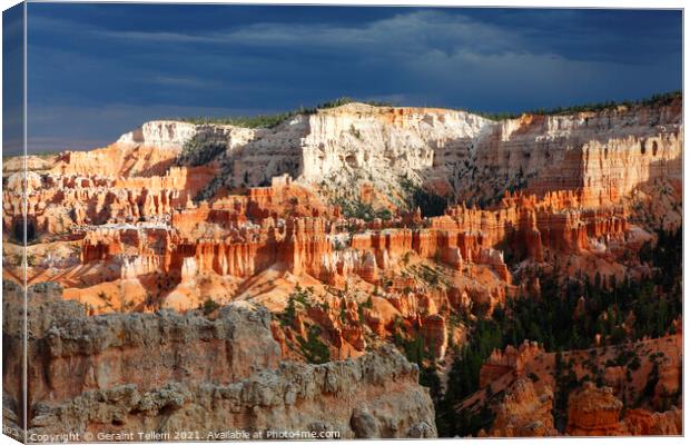 Looking towards Inspiration Point from near Sunrise Point, Bryce Canyon, Utah, USA Canvas Print by Geraint Tellem ARPS