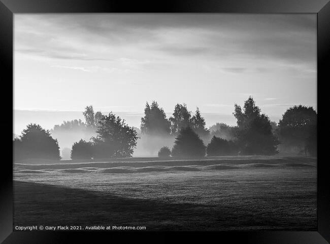 Doncaster Racecourse Autumn early morning on a misty day Framed Print by That Foto