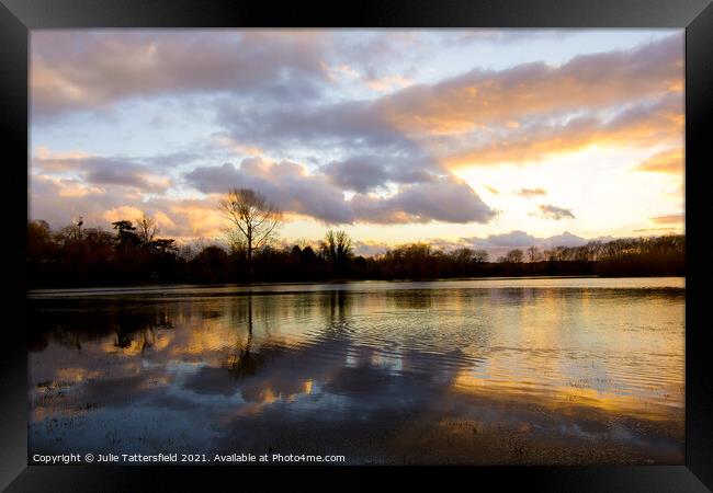 winter sunset reflections in Oxfordshire Framed Print by Julie Tattersfield