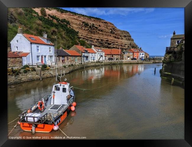 Staithes, North Yorkshire  Framed Print by Sue Walker