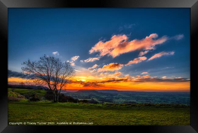 Sunset over the River Severn from Coaley Peak Framed Print by Tracey Turner