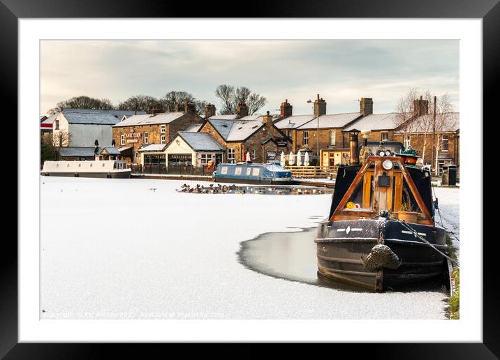 The Canal Turn, Carnforth Framed Mounted Print by Liz Withey