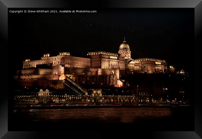 The Royal Palace, Budapest, at night. Framed Print by Steve Whitham