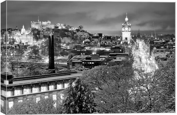 Edinburgh black and white cityscape Canvas Print by Andrea Obzerova