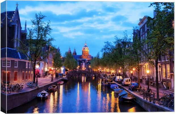 Evening in City of Amsterdam Canvas Print by Artur Bogacki