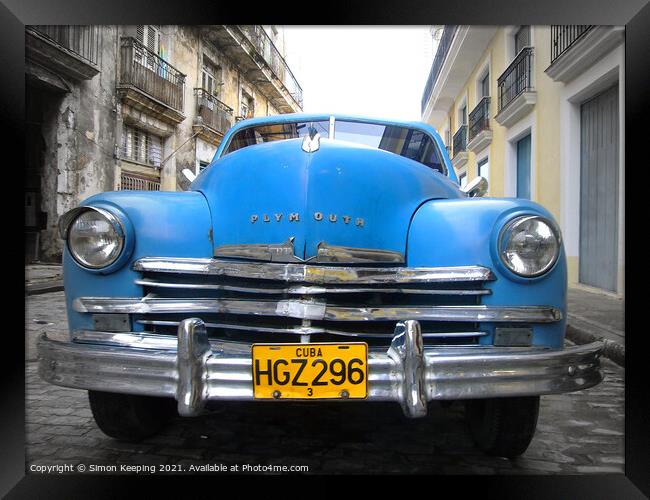 PLYMOUTH CAR IN HAVANA Framed Print by Simon Keeping