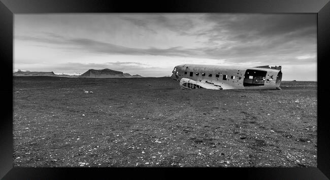 DC plane wreck Iceland Framed Print by Jonathon barnett