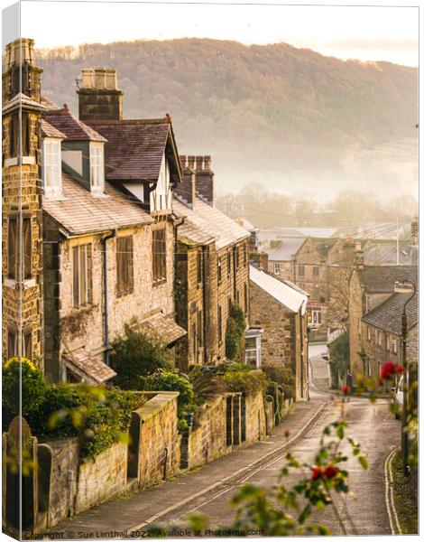 Pretty street of Bakewell  Canvas Print by Sue Lenthall