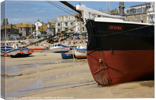 St Ives Harbour, Cornwall Canvas Print by Brian Pierce