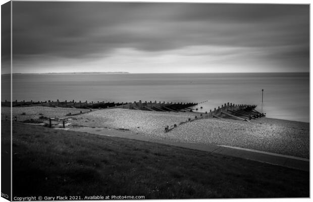 Tankerton Beacch - Early Morning in monochrome Canvas Print by That Foto