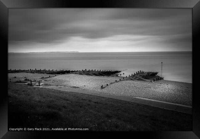 Tankerton Beacch - Early Morning in monochrome Framed Print by That Foto