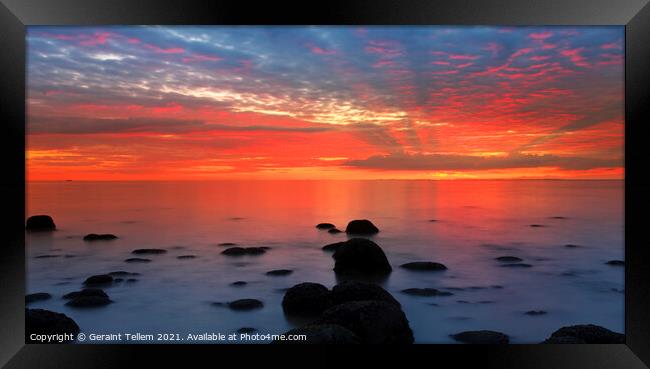 Midsummer sunset over The Wash, from Hunstanton beach, North Norfolk, England, UK Framed Print by Geraint Tellem ARPS