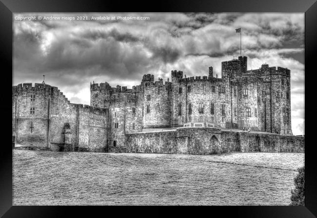 Bamburgh Castle in Northumberland. Framed Print by Andrew Heaps