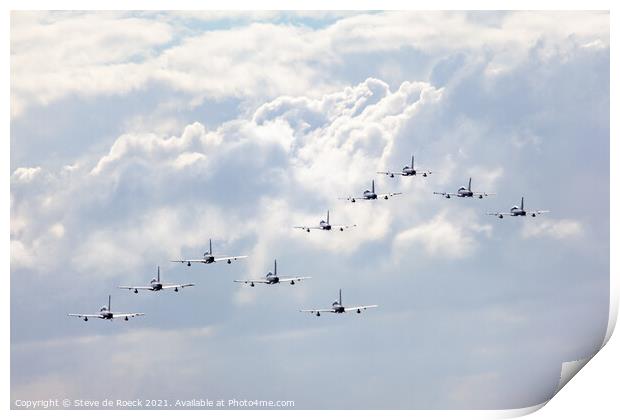 Frecce Tricolore Depart In Formation Print by Steve de Roeck