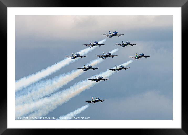 Frecce Tricolore Trail White Smoke Framed Mounted Print by Steve de Roeck