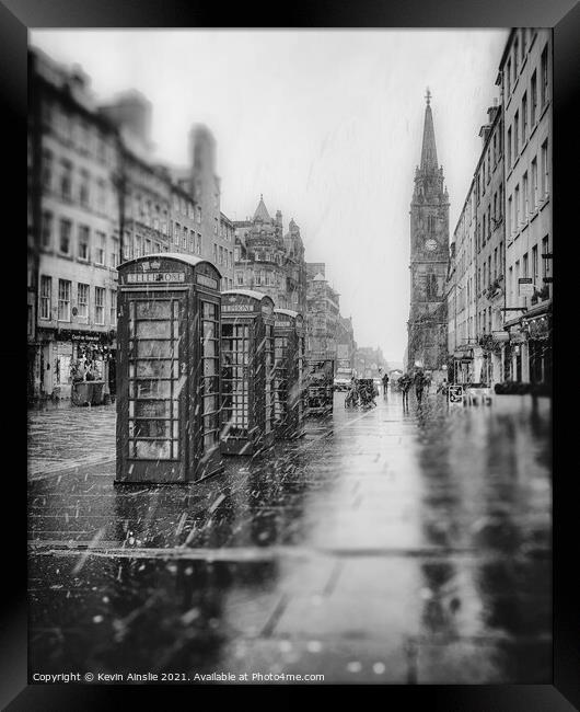Blurry blizzard royal mile Framed Print by Kevin Ainslie