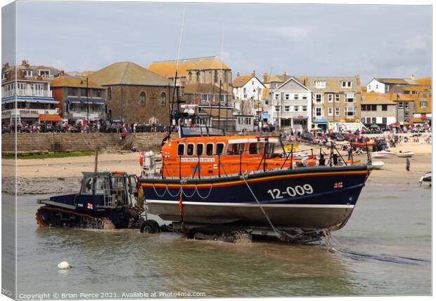 St Ives Lifeboat, Cornwall Canvas Print by Brian Pierce