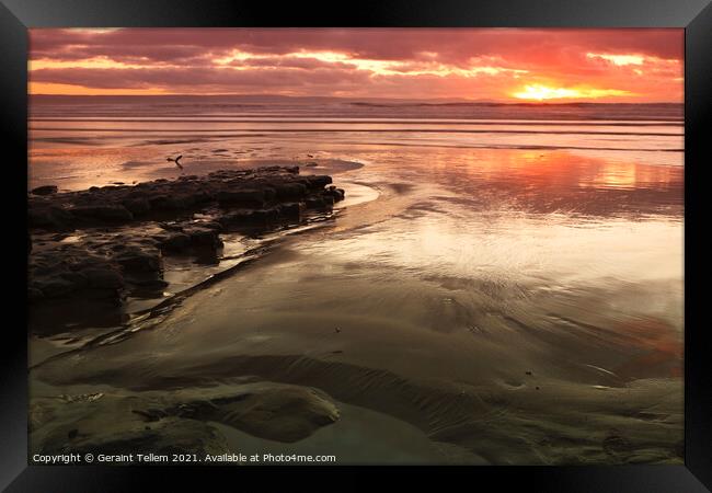 Sunset over the Bristol  Channel from Southerndown, South Wales Framed Print by Geraint Tellem ARPS