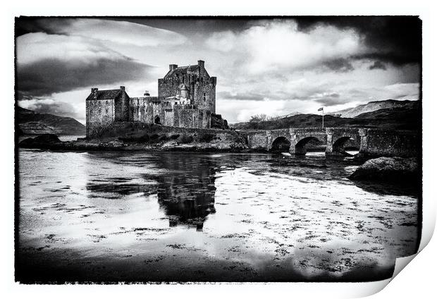 Eilean Donan Castle, Highlands, Scotland Print by Dave Collins