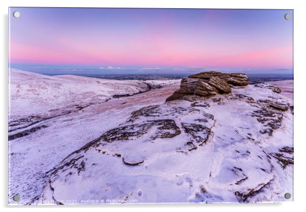 A pastel winter dawn on Black Tor, Dartmoor Acrylic by Gary Holpin