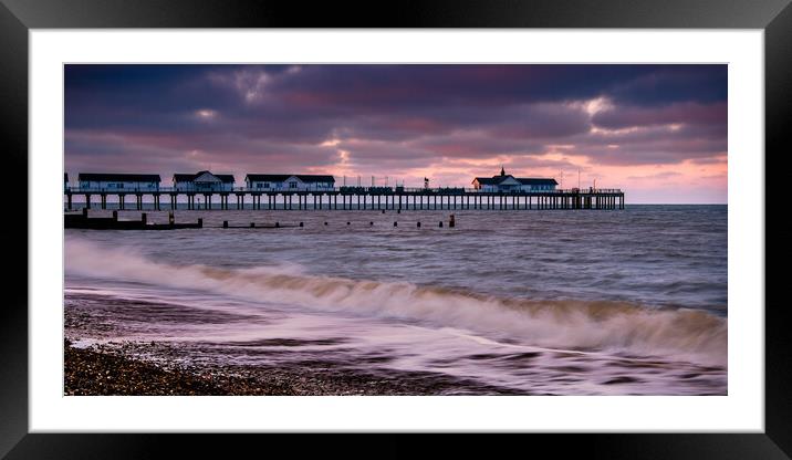 Pink sunset at Southwold. Framed Mounted Print by Bill Allsopp