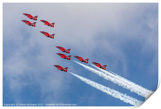 Red Arrows Tight Formation With Smoke Print by Steve de Roeck