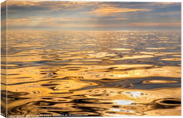 Golden evening Canvas Print by geoff shoults