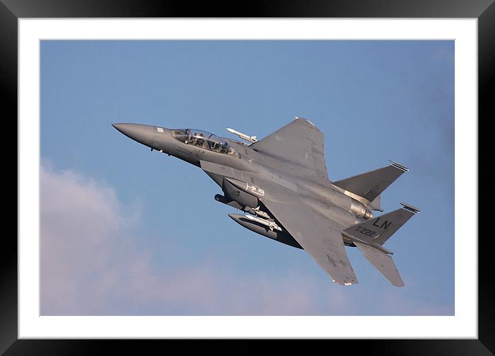 F15 on a turn Framed Mounted Print by Rory Trappe