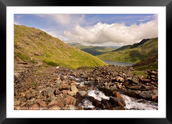 Looking down Snowdon Mountain. Framed Mounted Print by Ed Whiting