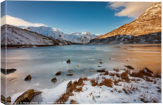 Llyn Ogwen, Snowdonia National Park Canvas Print by Peter O'Reilly