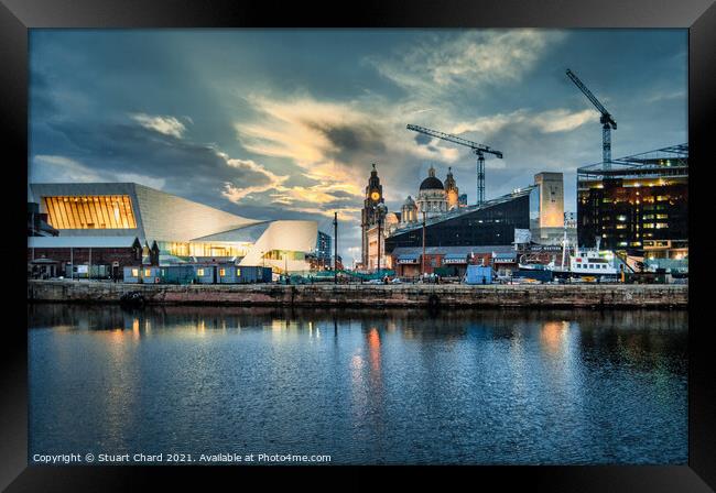 Liverpool skyline at night Framed Print by Stuart Chard