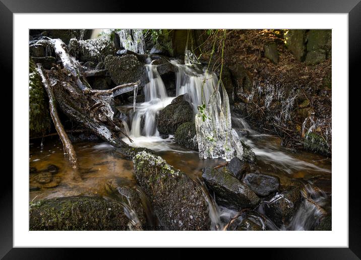 Ice Stream. Framed Mounted Print by Chris North