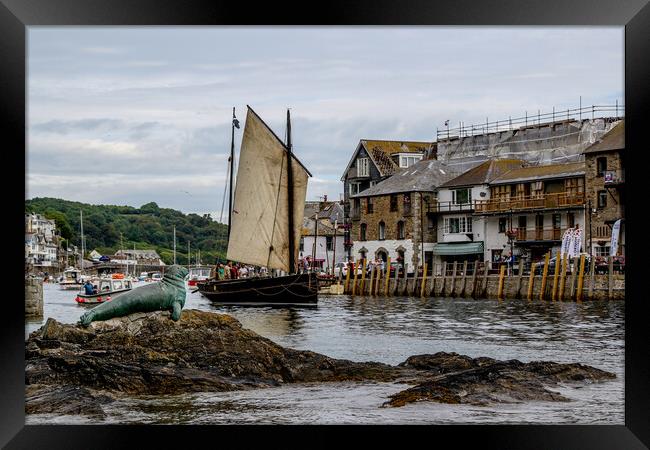 Looe Lugger Making Sail Framed Print by Oxon Images