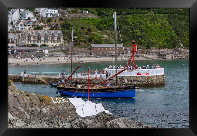 Looe Lugger Passing Looe Banjo Pier Framed Print by Oxon Images