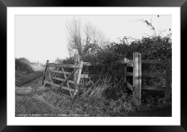 Old Wooden Gate Hollesley Masrshes Framed Mounted Print by ROBERT HUTT