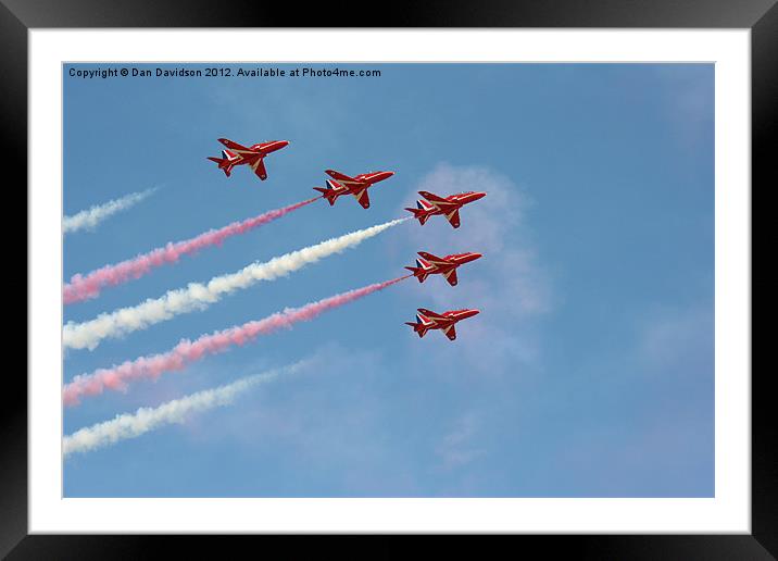 Red Arrows Framed Mounted Print by Dan Davidson