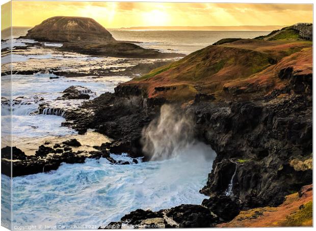 Sunset at Phillip Island Canvas Print by Janet Carmichael