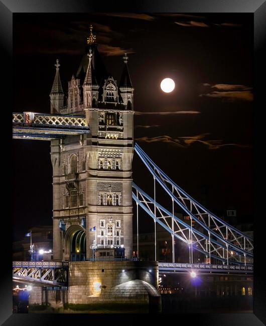 tower bridge by moonlight Framed Print by tim miller